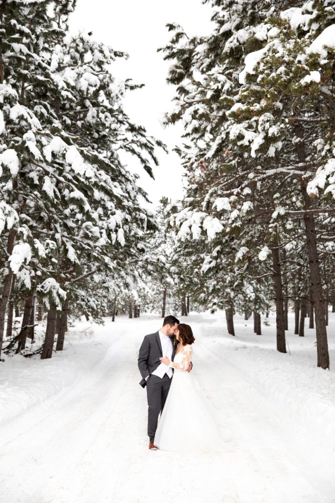 winter wedding with a bride and groom